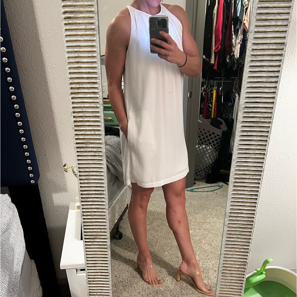 BCBG White Sheath Dress w/ POCKETS